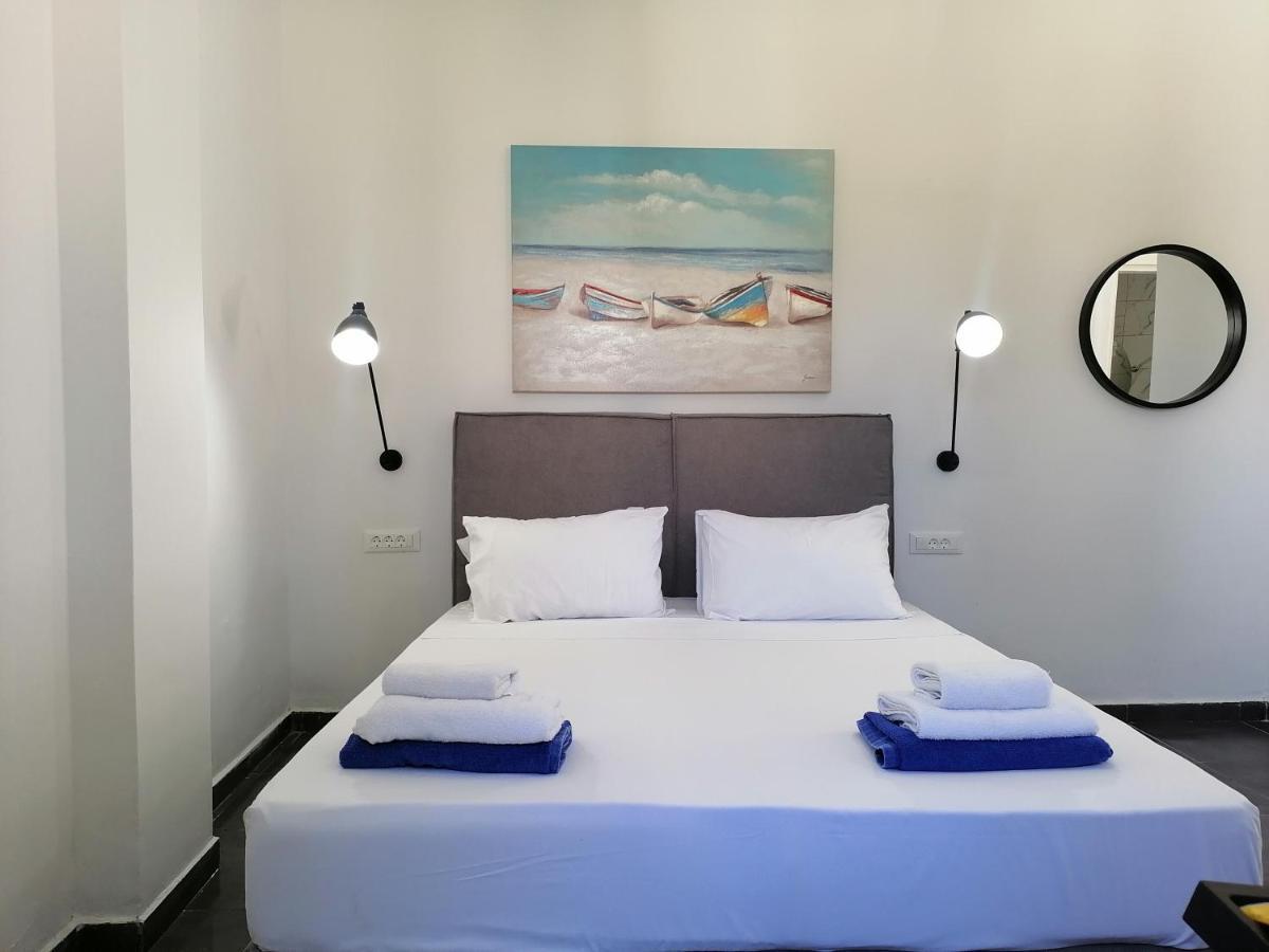 Mare By Delfinia (adults Only) Penzion